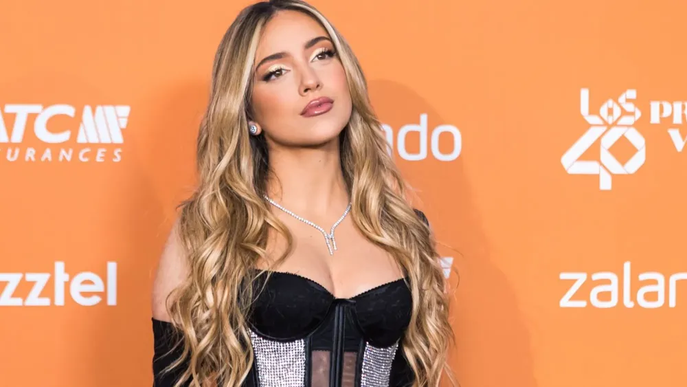 ana-mena-sube-la-temperatura-con-su-ultimas-fotos